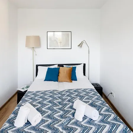 Apartment Brivibas Yard With Parking In Center