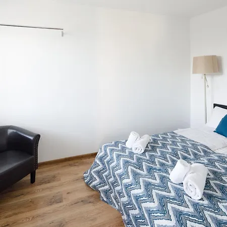 Brivibas Yard With Parking In Center Apartment *