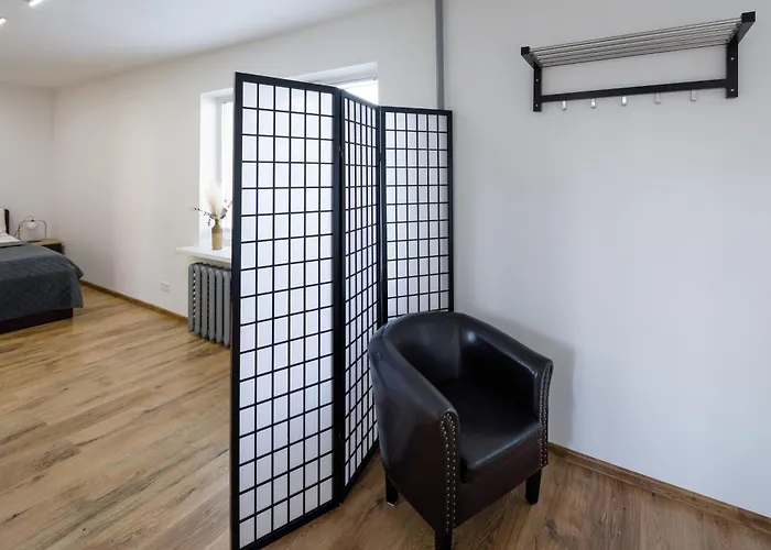 Brivibas Yard With Parking In Center Апартаменты