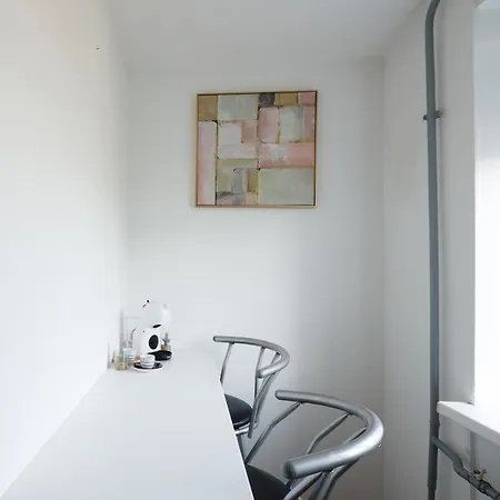 Brivibas Yard With Parking In Center Appartement *